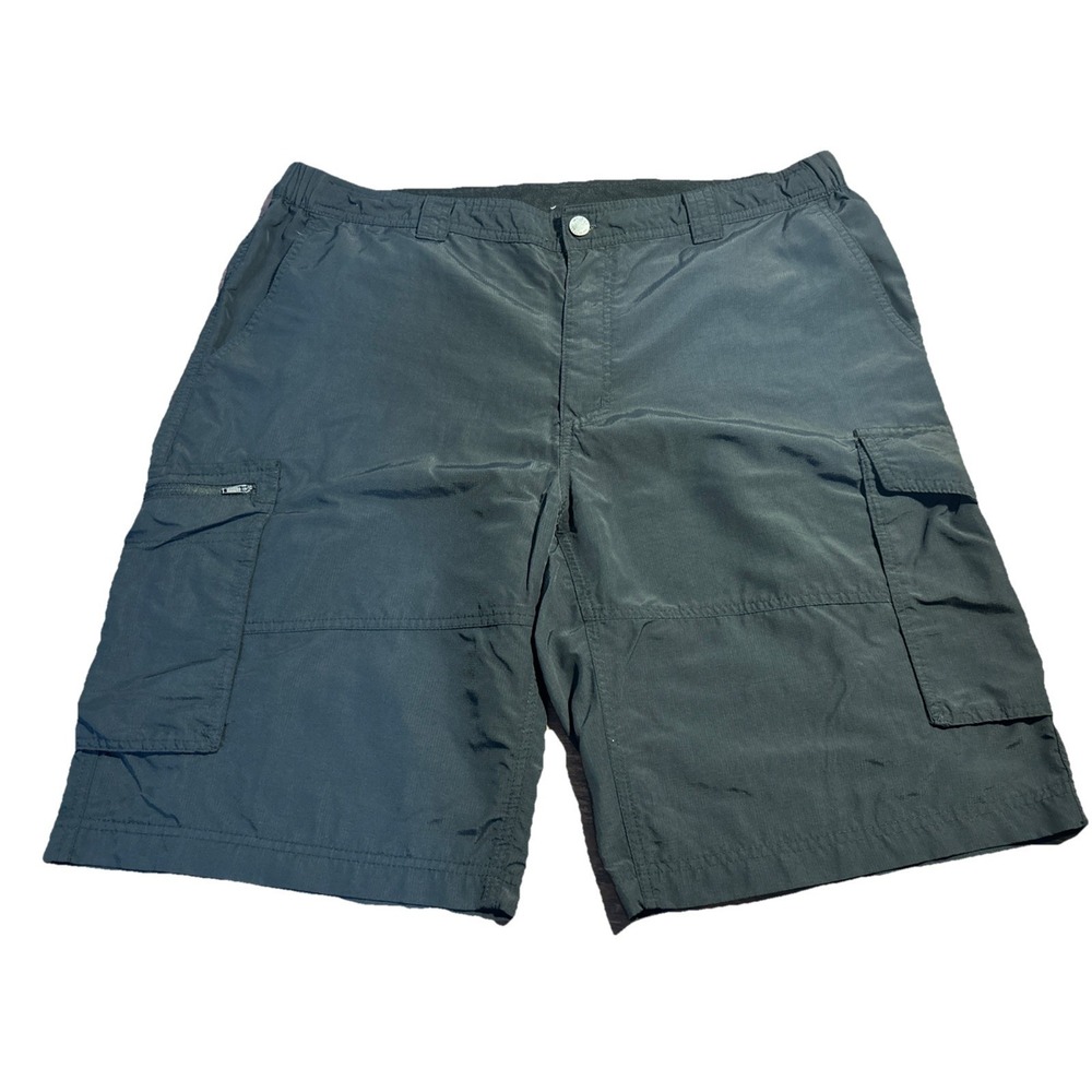 Columbia Men's Shorts Size 40 Length 12 Lightweight Cargo Shorts Black